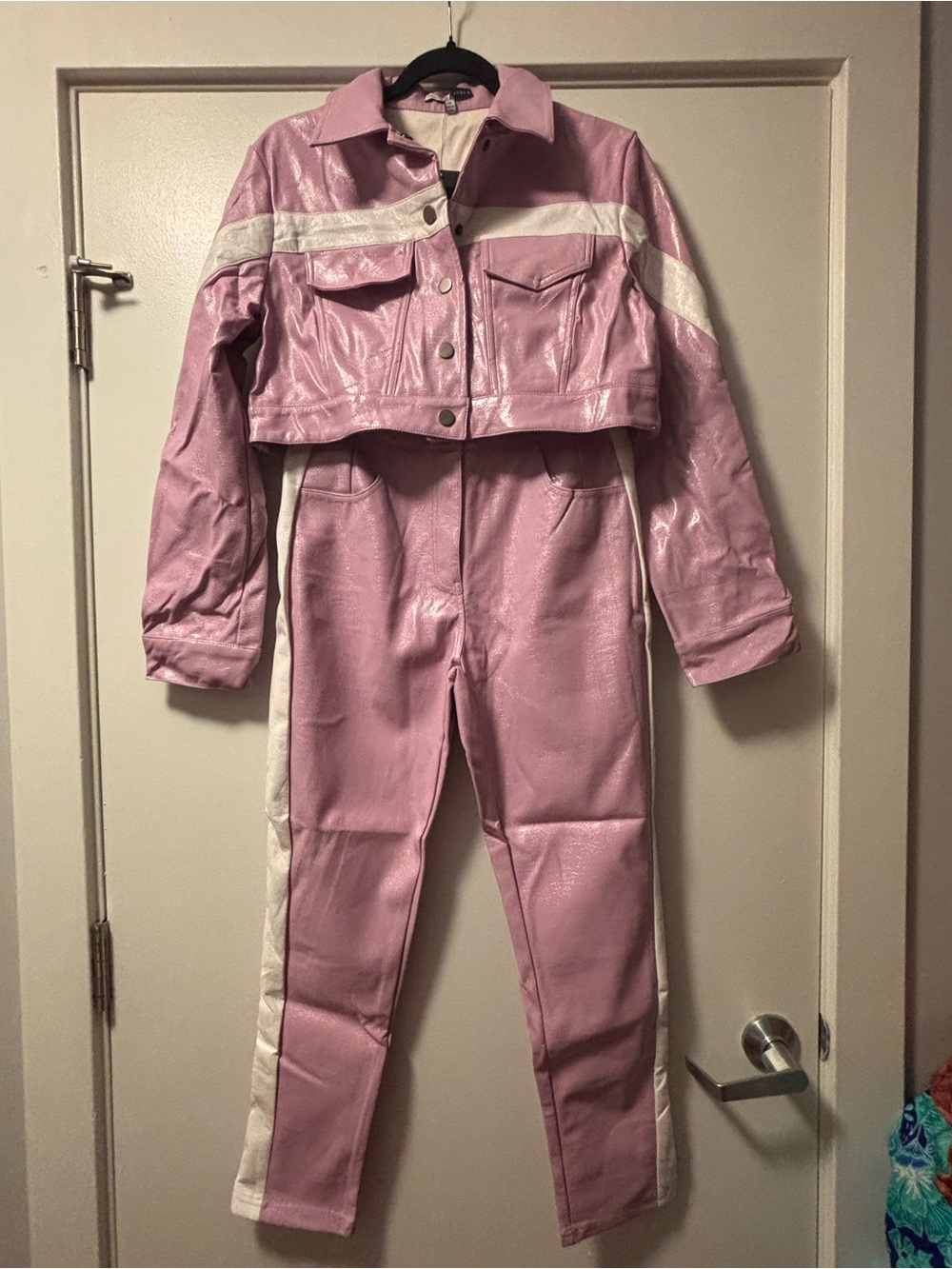 NWT Fashion Nova Cardi B Lavender Pink Crop Jacket Pants Set M - Picture 3 of 9